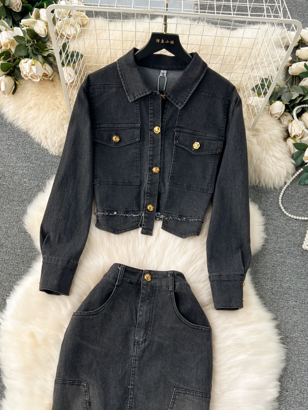 Simple enough set DTP107 images